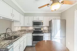 15076 Maple Glen Ct, Dumfries, VA 22025 - Photo 14