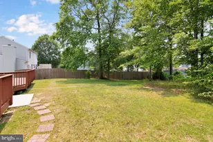 15704 Beau Ridge Dr, Woodbridge, VA 22193 - Photo 4