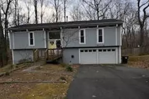 7209 Danny Ln, Manassas, VA 20112 - Photo 2