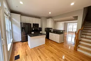 4065 Cressida Pl, Woodbridge, VA 22192 - Photo 4