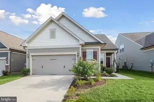 15726 Rose Ellene Ln, Haymarket, VA 20169 - Photo 2