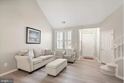 6932 Walnut Hill Drive, Gainesville, VA 20155 - Photo 8