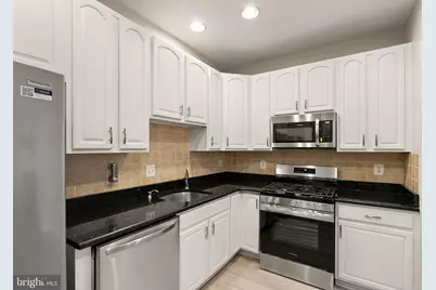 6932 Walnut Hill Drive, Gainesville, VA 20155 - Photo 16