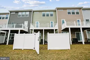 4016 Shire Meadow Ln, Triangle, VA 22172 - Photo 46