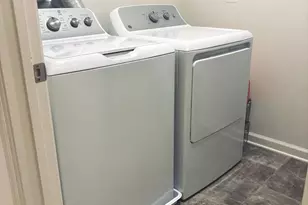 2564 Neabsco Common Pl, Woodbridge, VA 22191 - Photo 16