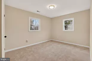 13418 Hillendale Dr, Woodbridge, VA 22193 - Photo 8