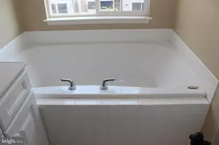 6719 Emmanuel Ct, Gainesville, VA 20155 - Photo 16