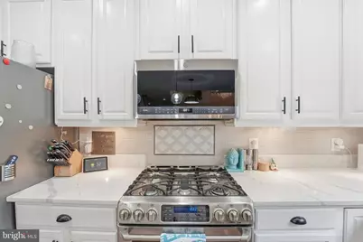 6049 Persinger House Court, Manassas, VA 20112 - Photo 16