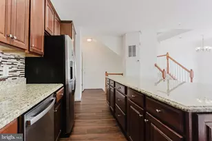 16804 Nuttal Oak Pl, Woodbridge, VA 22191 - Photo 12