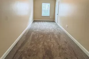 4436 Potomac Highlands Cir, Triangle, VA 22172 - Photo 4
