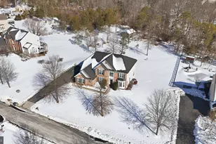 7625 Great Dover St, Gainesville, VA 20155 - Photo 2