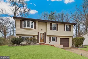 2509 Tabor Ct, Woodbridge, VA 22191 - Photo 2