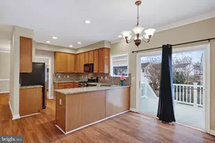 13044 Tadmore Ct, Woodbridge, VA 22193 - Photo 16