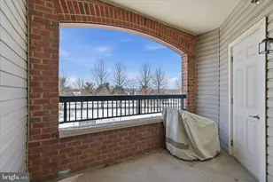 7055 Heritage Hunt Dr, Gainesville, VA 20155 - Photo 6