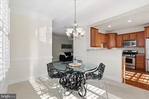 7055 Heritage Hunt Dr, Gainesville, VA 20155 - Photo 10