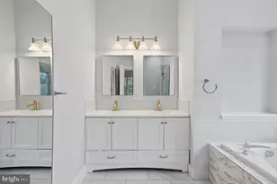 13217 Kinnicutt Dr, Woodbridge, VA 22192 - Photo 24