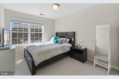 744 Monument Avenue, Woodbridge, VA 22191 - Photo 28