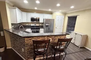 6821 Avalon Isle Way, Gainesville, VA 20155 - Photo 10