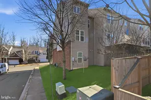 12690 Lakeside Ct, Woodbridge, VA 22192 - Photo 22