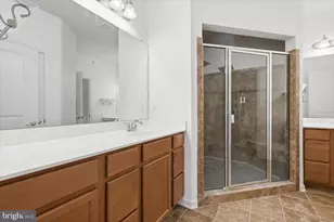 7411 Brunson Cir, Gainesville, VA 20155 - Photo 20