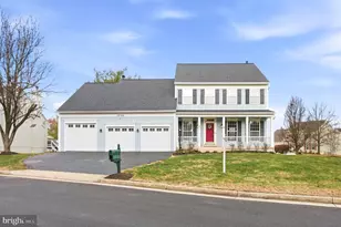 12142 Millbill Ct, Bristow, VA 20136 - Photo 2