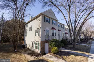 16326 Taconic Cir, Dumfries, VA 22025 - Photo 2