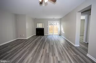 16326 Taconic Cir, Dumfries, VA 22025 - Photo 6