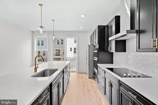 17960 Alicia Ave, Dumfries, VA 22026 - Photo 2