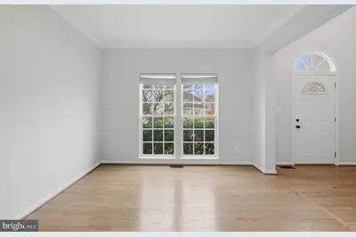 13217 Kinnicutt Drive, Woodbridge, VA 22192 - Photo 12