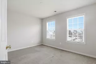 8832 Yellowthroat Ct, Gainesville, VA 20155 - Photo 58