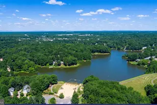 15233 Streamside Ct, Dumfries, VA 22025 - Photo 2