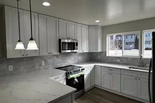 1920 Old Post Terrace, Woodbridge, VA 22191 - Photo 2