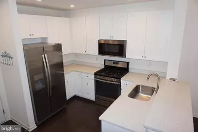 14831 Chrysler Court, Woodbridge, VA 22193 - Photo 6