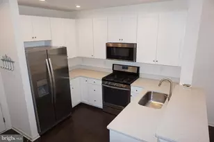14831 Chrysler Ct, Woodbridge, VA 22193 - Photo 6