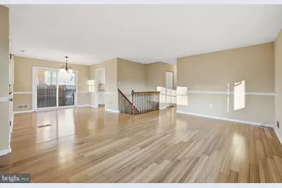 12708 Valleywood Drive, Woodbridge, VA 22192 - Photo 8