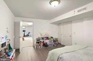 16601 Accolon Ct, Dumfries, VA 22025 - Photo 48