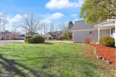 16601 Accolon Court, Dumfries, VA 22025 - Photo 8