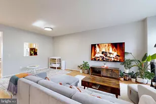 15344 Elizabeth Burbage Loop, Woodbridge, VA 22191 - Photo 2