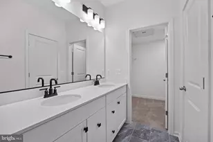 17924 Alicia Ave, Dumfries, VA 22026 - Photo 38