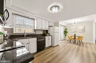 11969 Shorewood Ct, Woodbridge, VA 22192 - Photo 6