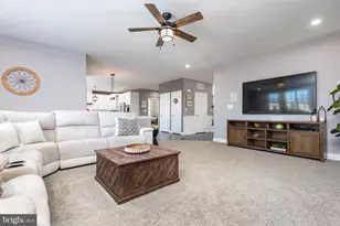 5516 Blackburns Ford Ct, Haymarket, VA 20169 - Photo 28