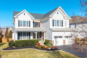 5516 Blackburns Ford Ct, Haymarket, VA 20169 - Photo 1