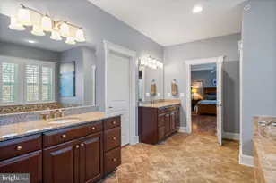 17232 Miss Packard Ct, Dumfries, VA 22026 - Photo 36