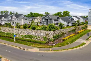 1632 Bay Cedar Dr, Dumfries, VA 22026 - Photo 2