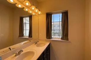 13931 Hollow Wind Way, Woodbridge, VA 22191 - Photo 16