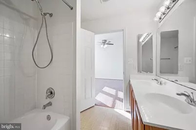 10104 Sir Reynard Lane, Bristow, VA 20136 - Photo 16