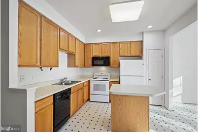 10104 Sir Reynard Lane, Bristow, VA 20136 - Photo 8