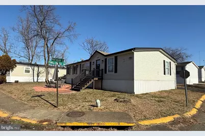 104 Prince Charles Lane, Dumfries, VA 22026 - Photo 4