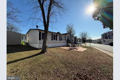 104 Prince Charles Lane, Dumfries, VA 22026 - Photo 2