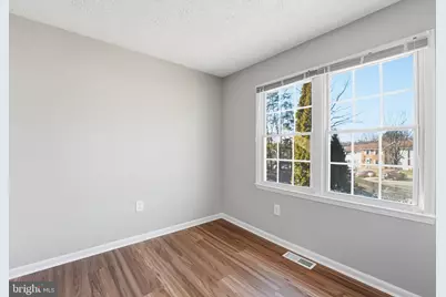 12301 Woodlawn Court, Woodbridge, VA 22192 - Photo 18
